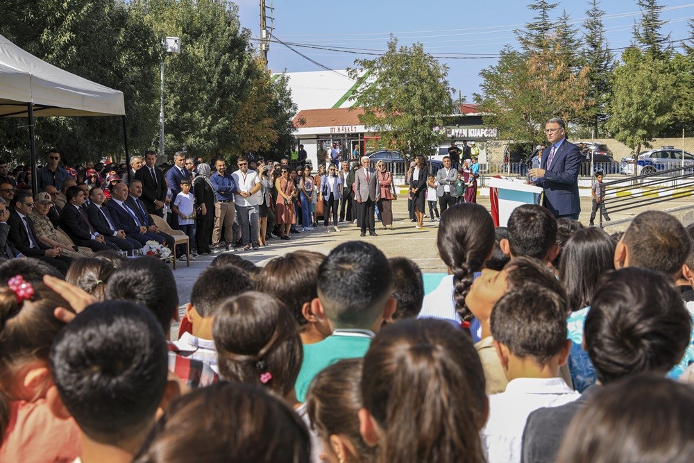 Van’da eğitim öğretim dönemi start aldı