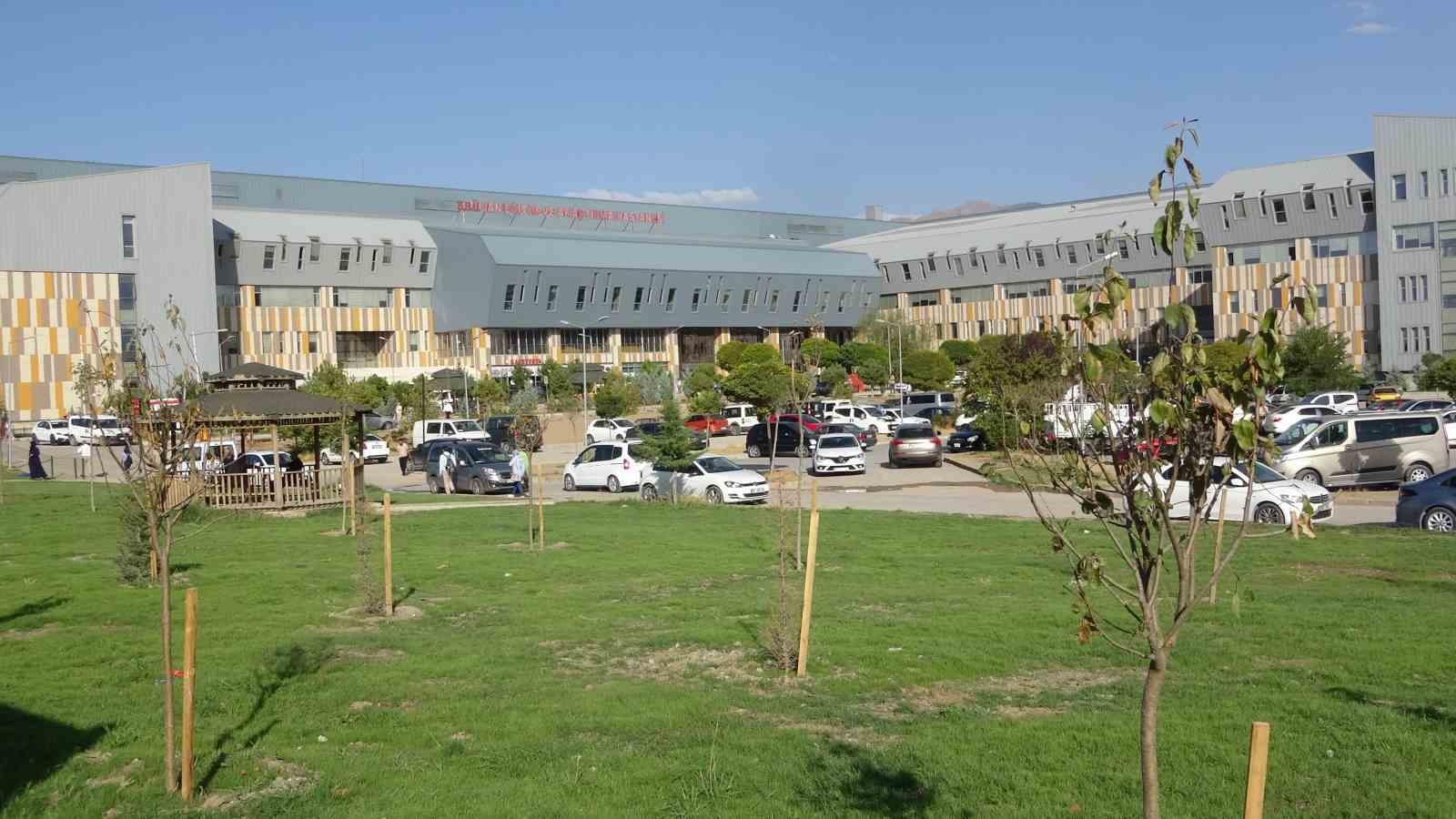 Van’da ‘şehir hastanesi projesi’ için geri sayım başladı