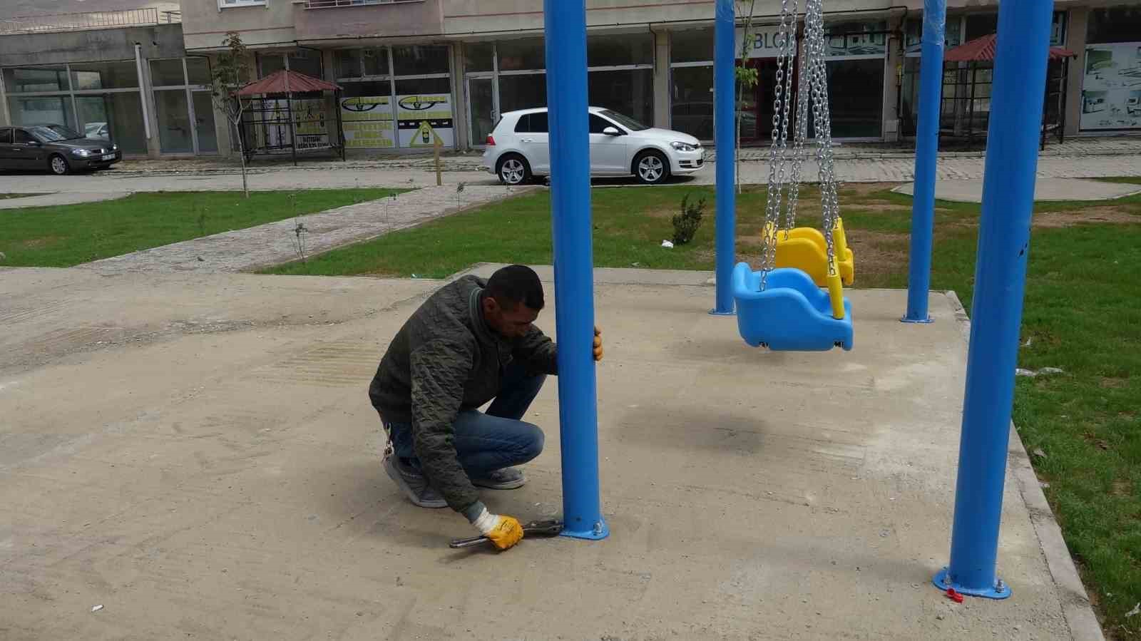 Atık malzemelerden engelsiz park için çalışmalar başladı