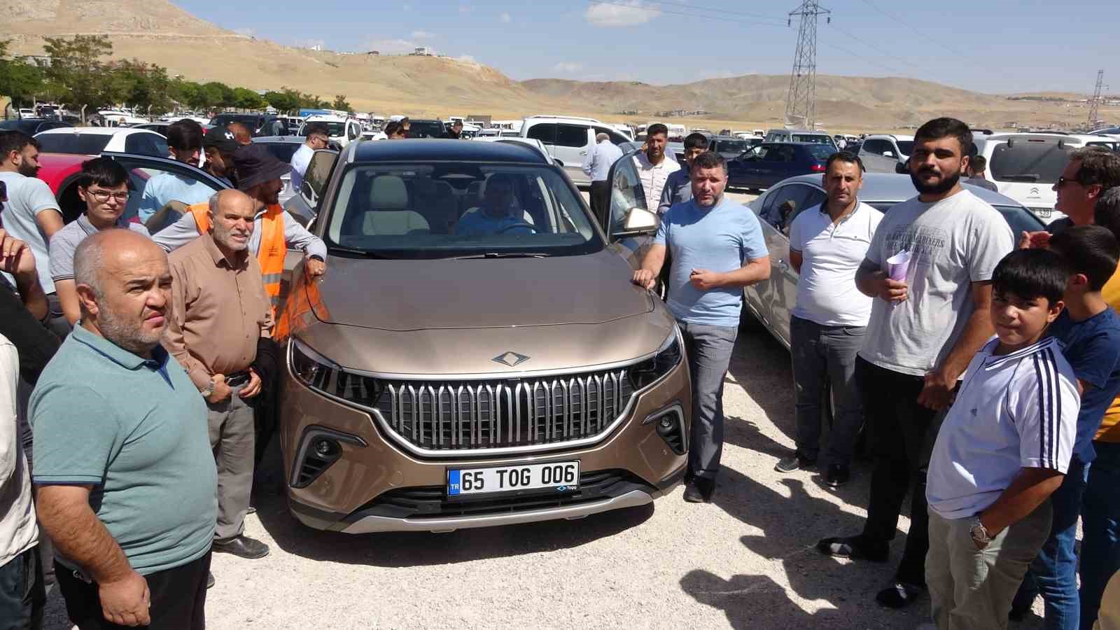 Togg’u açık oto pazarında görenler gözlerine inanamadı