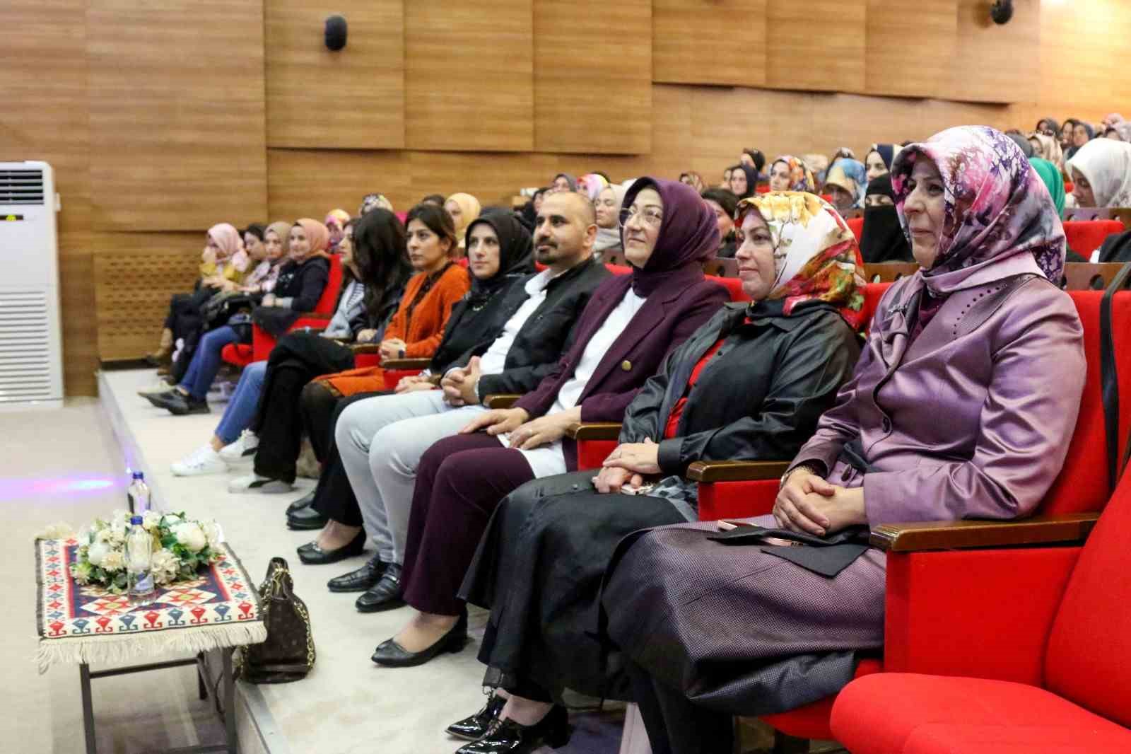Van’da pozitif yaşam becerileri semineri