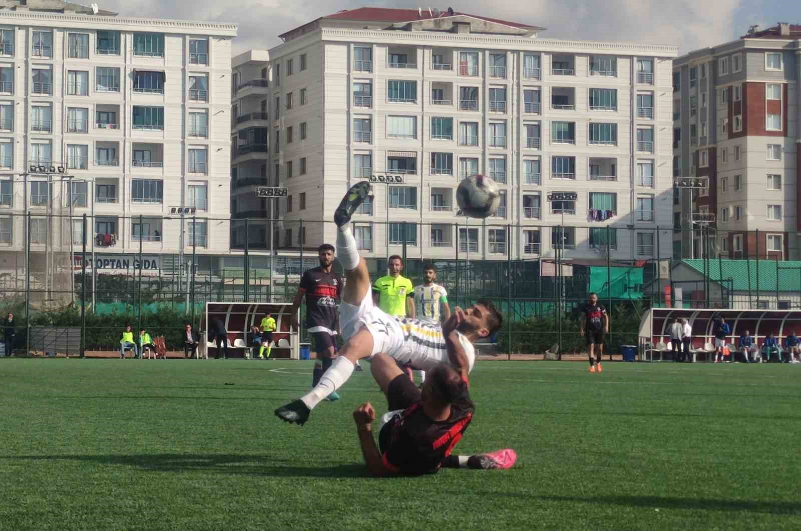 Vangölü Sportif FK: 0 - Bitlis Özgüzelderespor: 3