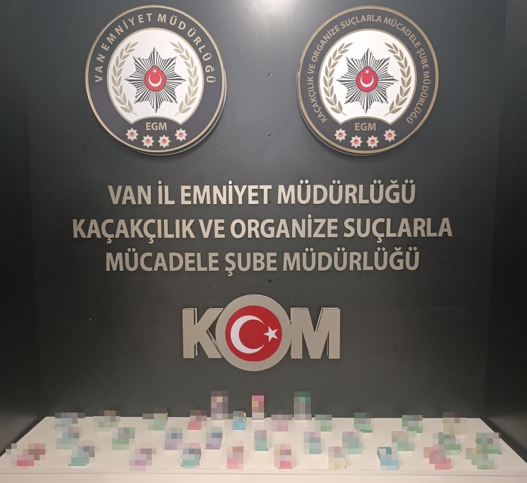 Van’da gümrük kaçağı malzemeler gele geçirildi