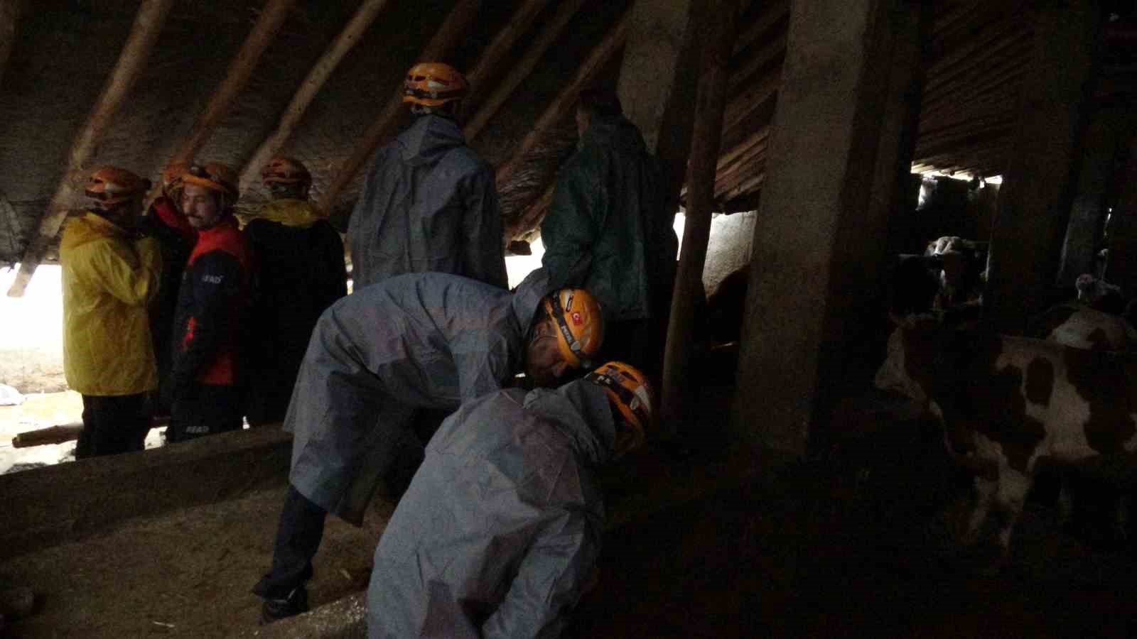 Van’da hortum: 2 kişi yaralandı, bir çiftlik zarar gördü