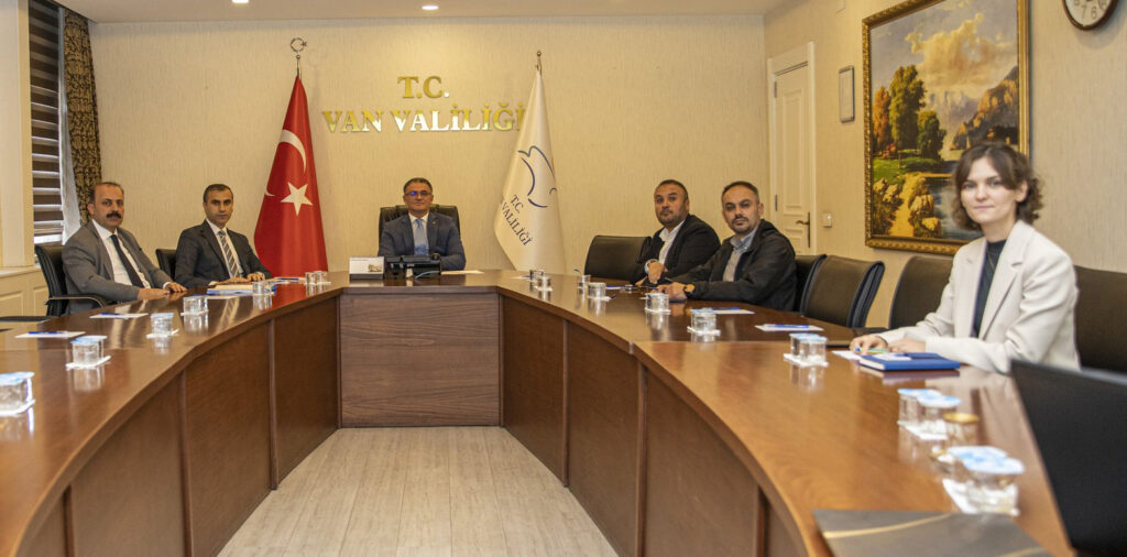 Eski Van Şehrini Ayağa Kaldırma toplantısı