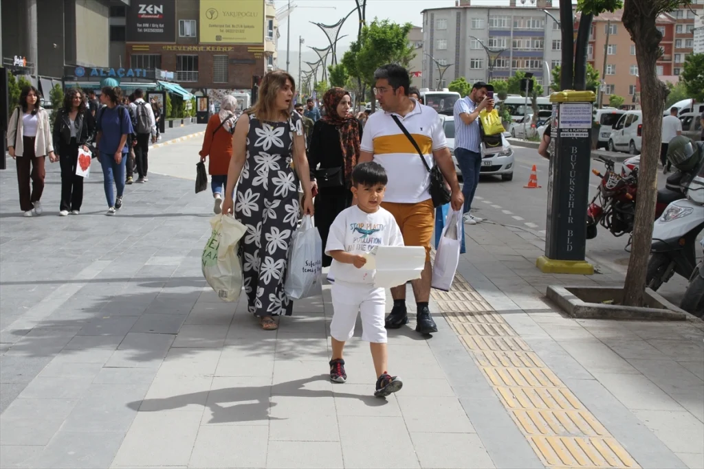 Van’daki İranlı turistlerle ilgili önemli uyarı!