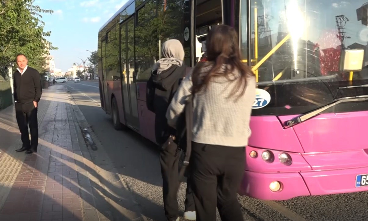 Erciş-Muradiye arası otobüs seferleri memnuniyetle karşılandı