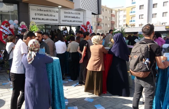 Van’da Dr. Baran Kızılyıldız - Dr. Fırat Bedir Çocuk Sağlığı ve Hastalıkları Kliniği törenle hizmete açıldı
