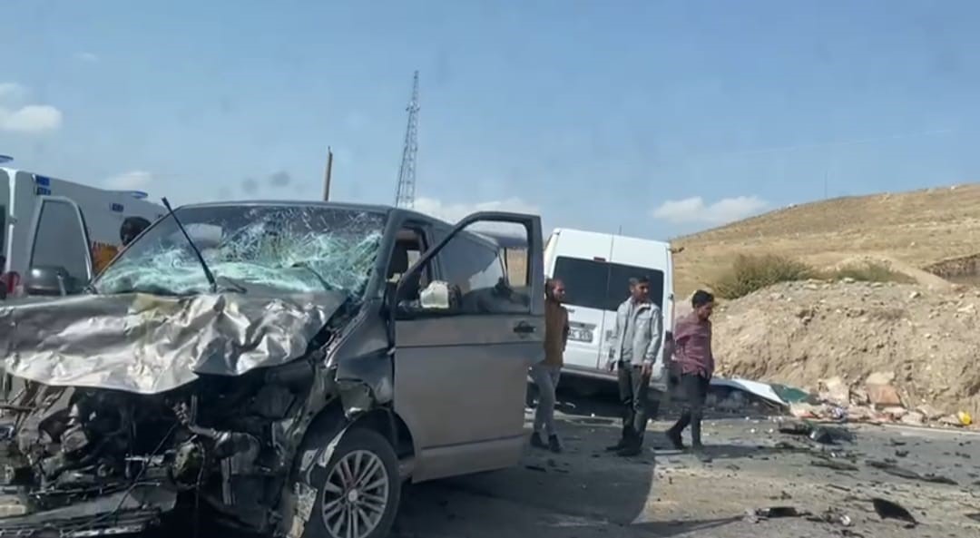 Van’da trafik kazası: 3 yaralı