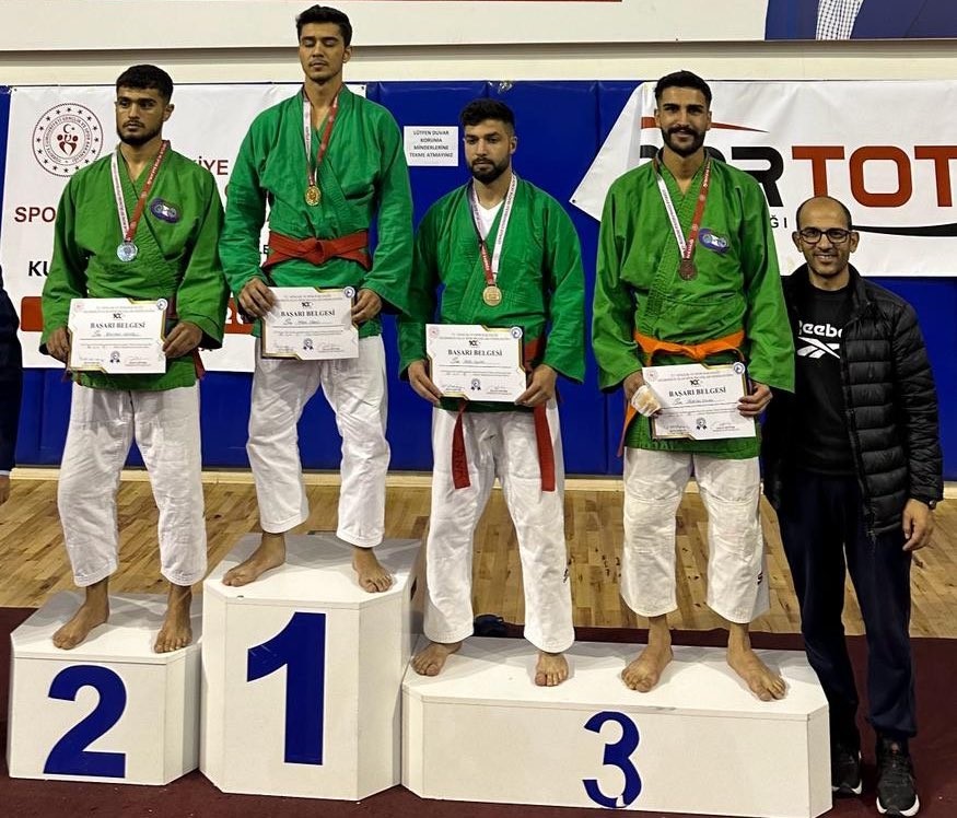 Vanlı judoculardan 10 madalya
