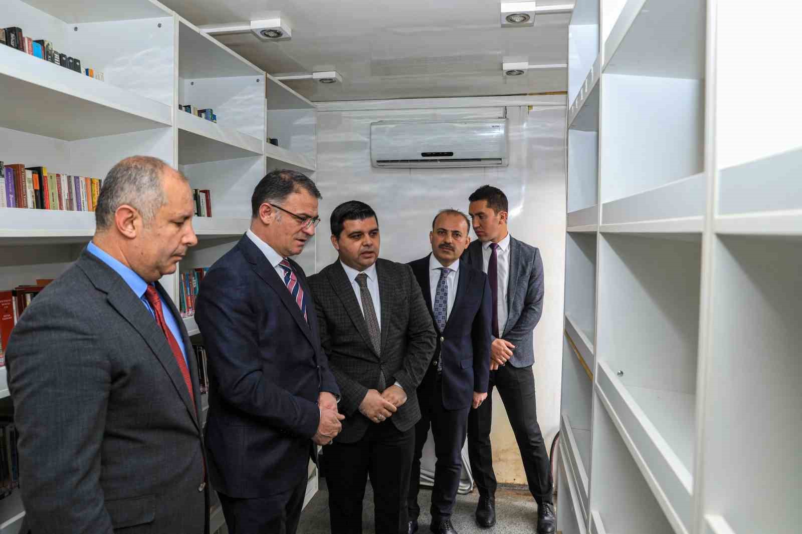 Van’da ’Gezici Kütüphane’ hizmetlerine başladı