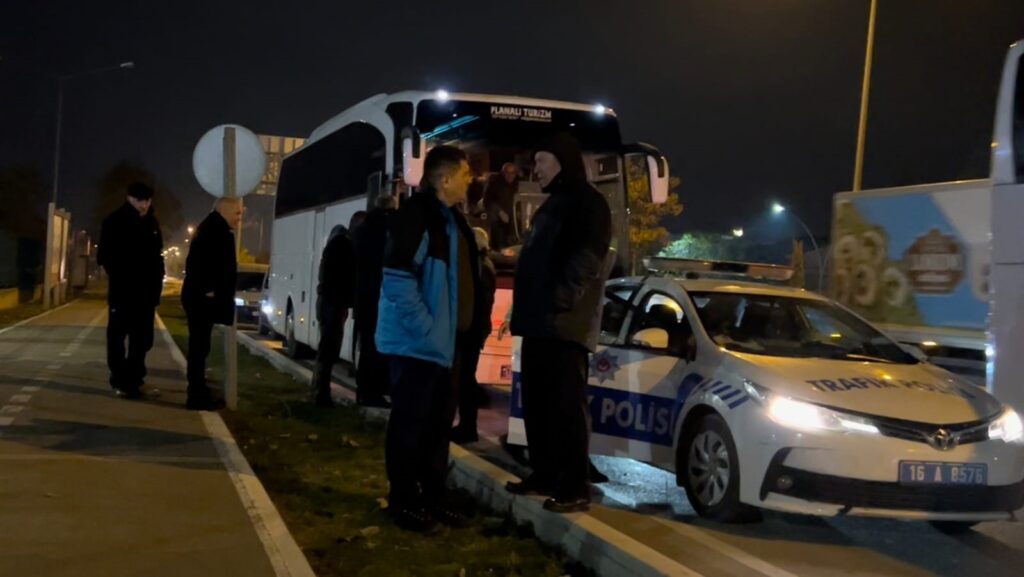 Van’dan çalınan otobüs İnegöl’de bulundu