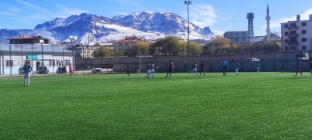 Van 1.Amatör Futbol Karşılaşmaları Devam Ediyor