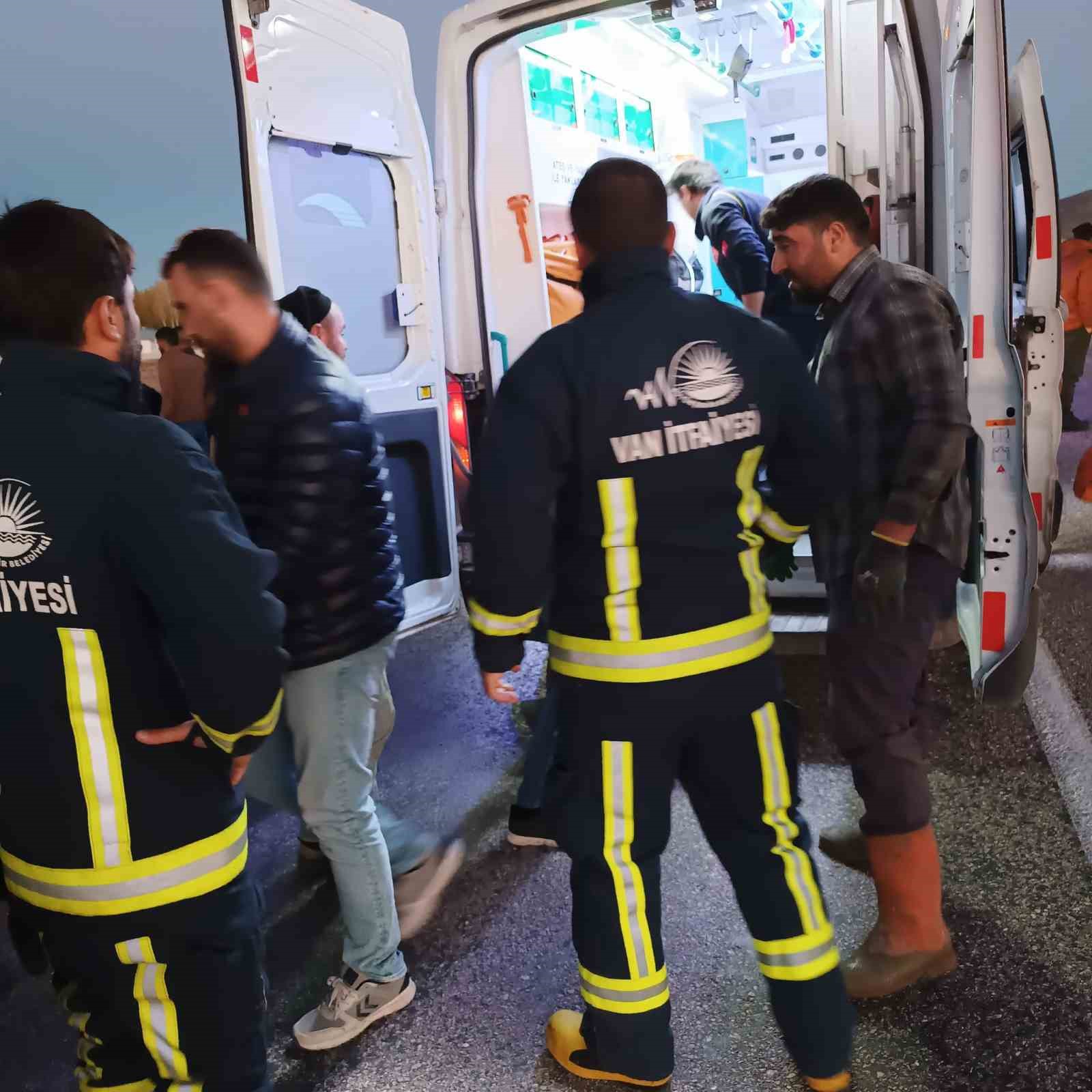 Van’da trafik kazası: 4 yaralı