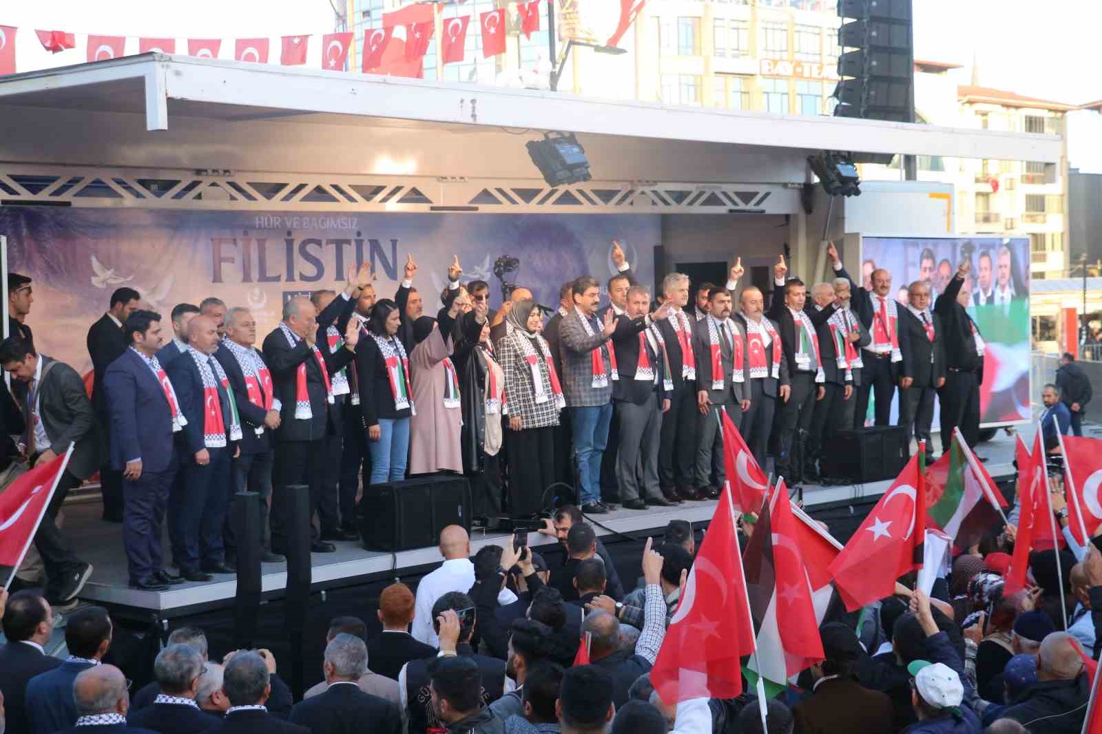 Destici’den CHP kongresi yorumu: “Gelen de, giden de teröriste selam çakıyor, gelenin de gidenden bir farkı yok”