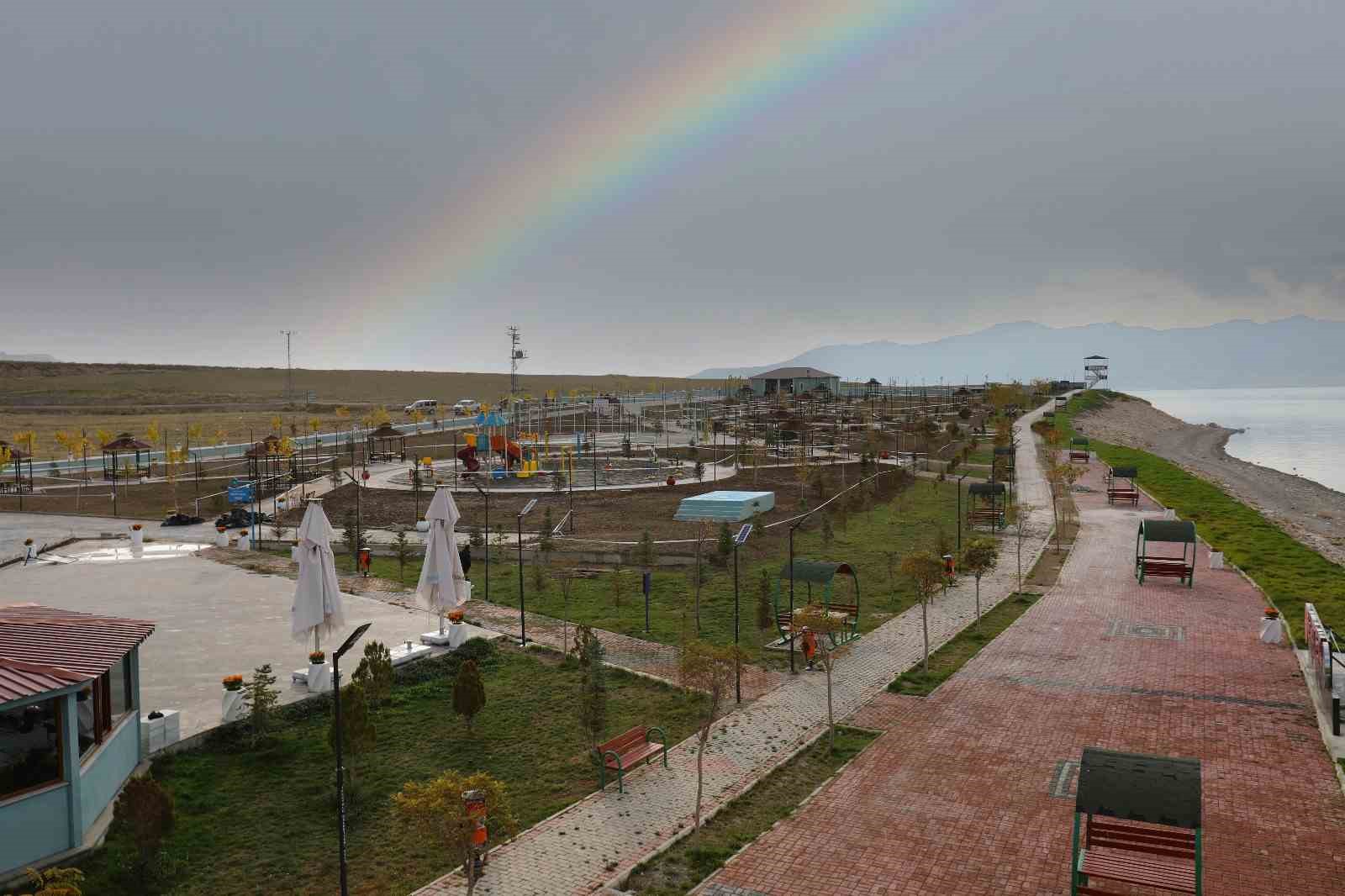 Erçek Flamingo Parkı tamamlandı