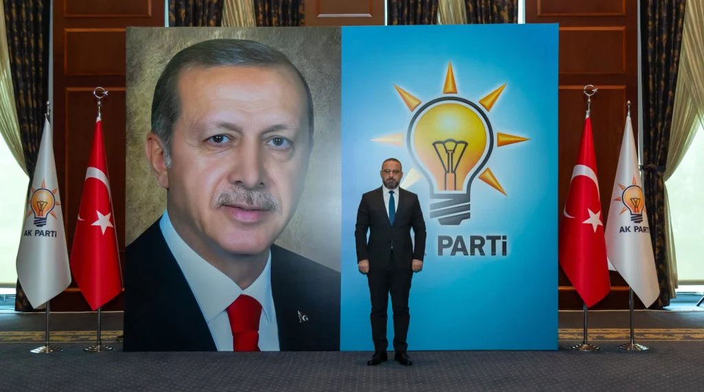 AK Parti'de Van Büyükşehir Belediye Başkanlığı için ilk başvuru!