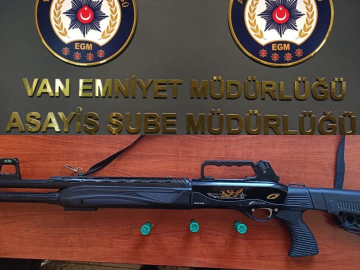 Van’da değişik suçlardan 21 kişi tutuklandı