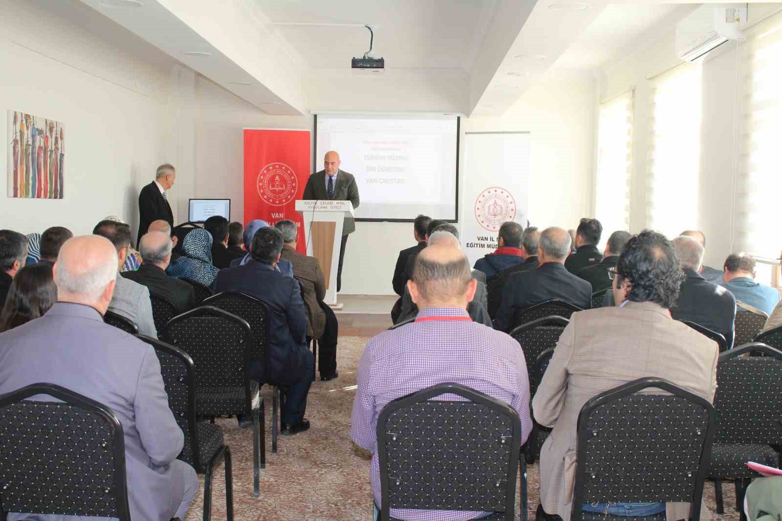 Van’da ‘Türkiye Yüzyılı Din Öğretimi’ çalıştayı