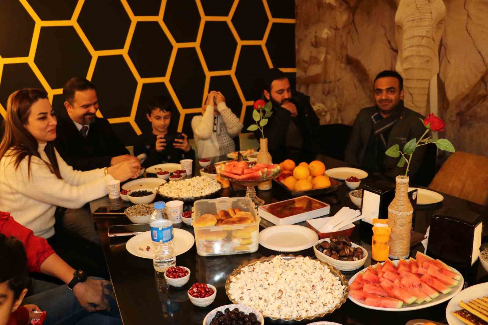 İranlılar 21 Aralık gecesini Van’da kutladı