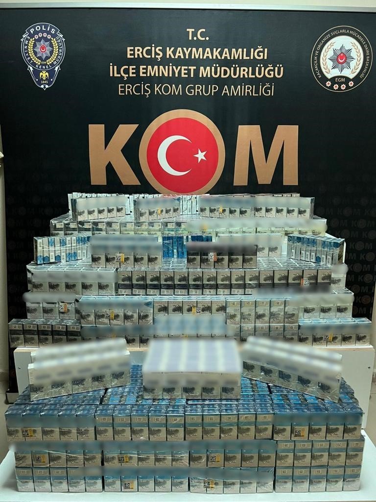 Van’da gümrük kaçağı malzemeler ele geçirildi
