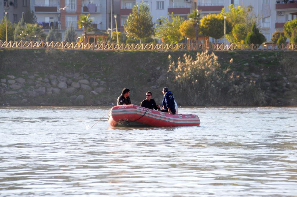 Dicle Nehri'nde kaybolan kızı arama çalışmalarına Van Ekibi katıldı