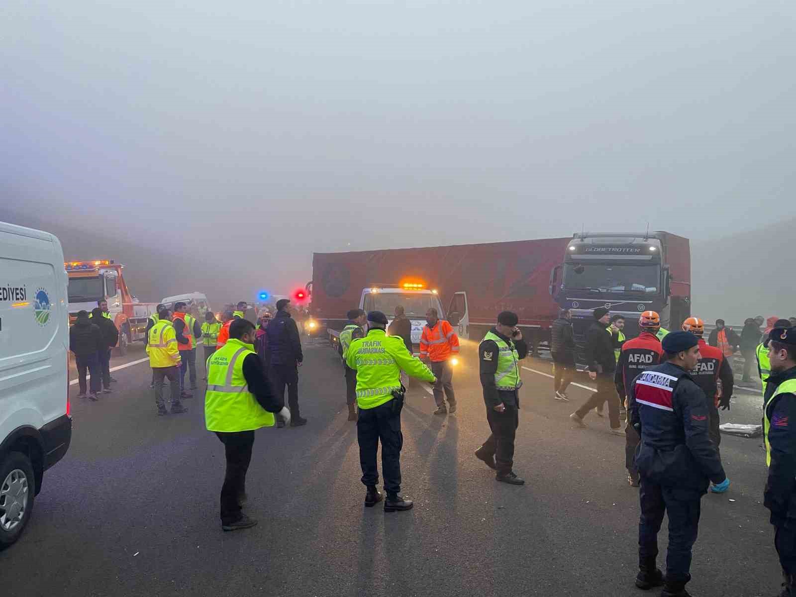 Kuzey Marmara Otoyolu’nda feci kaza: 11 ölü, 57 yaralı