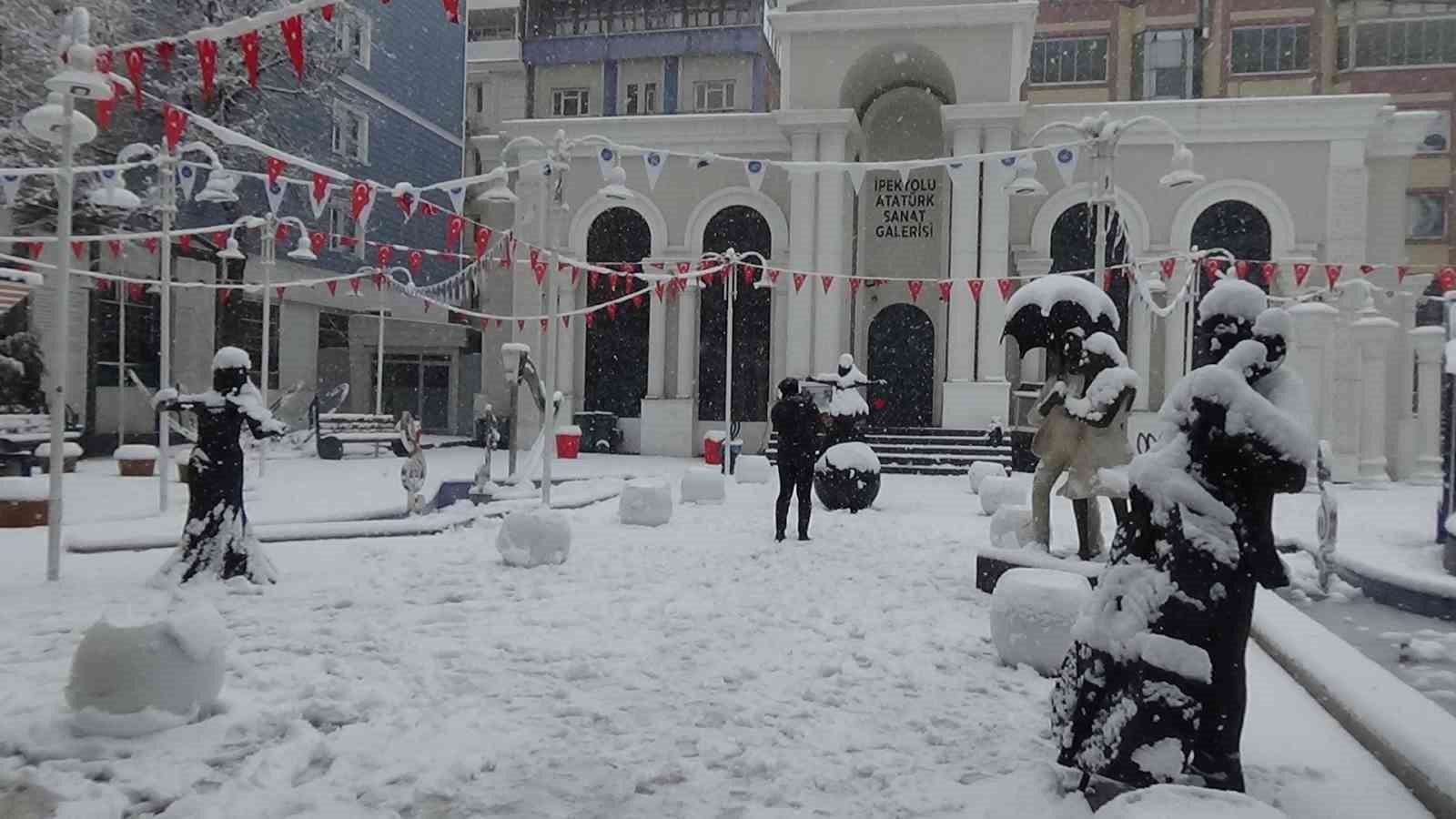 Van’da kar manzarası