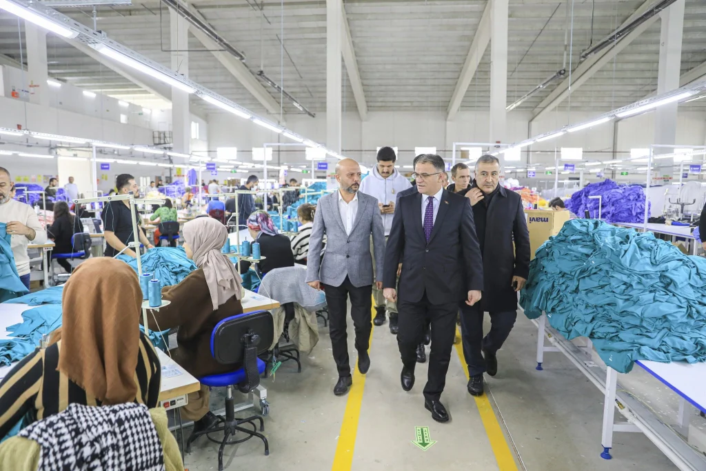 Van Valisi Balcı: Van’da tekstil fabrikaları hızla büyüyor
