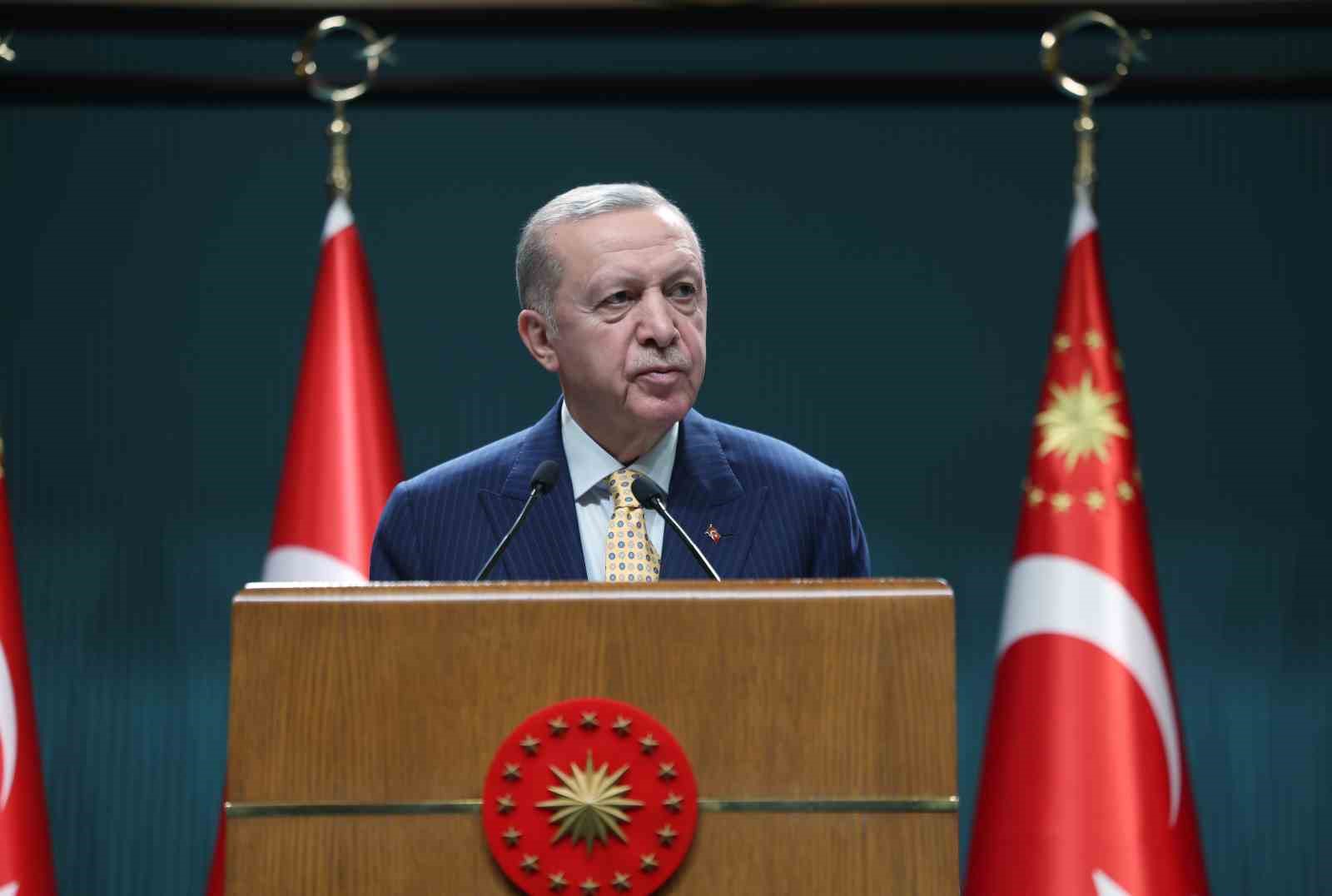 Cumhurbaşkanı Erdoğan: ”Türkiye ne pahasına olursa olsun güney sınırlarında bir teröristan kurulmasına müsaade etmeyecektir”