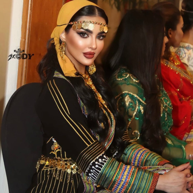 İlk kez kadın güzellik yarışmasına katılan Suudi Arabistan'ın adayı pozlarıyla büyüledi