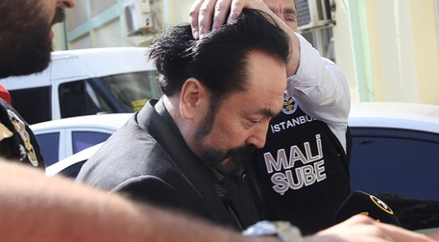 Adnan Oktar, Erzurum'dan Van Başkale Kapalı Cezaevi'ne nakledildi