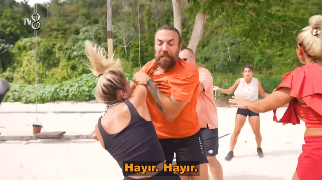 Survivor All Star'da tansiyon düşmedi: Sema, Seda ve Pınar arasında kavga çıktı