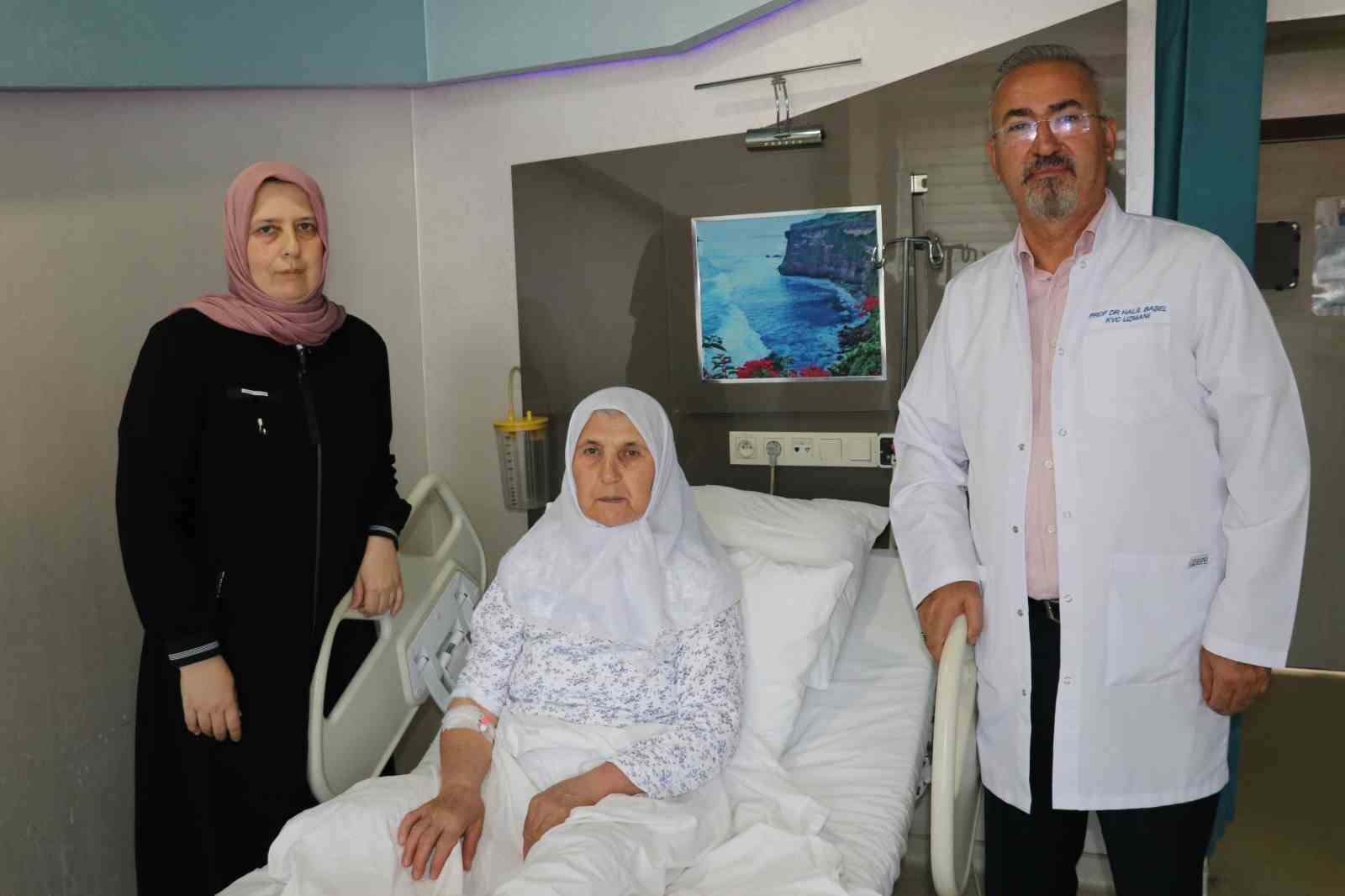 Ölüm riski olan 150’den fazla glomus tümörü hastasını sağlığına kavuşturdu