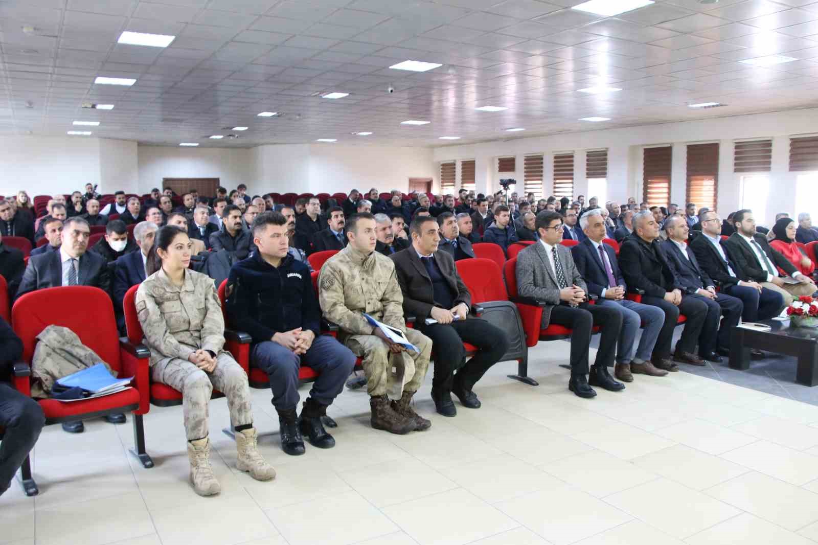 Erciş’te okul müdürleri toplantısı yapıldı