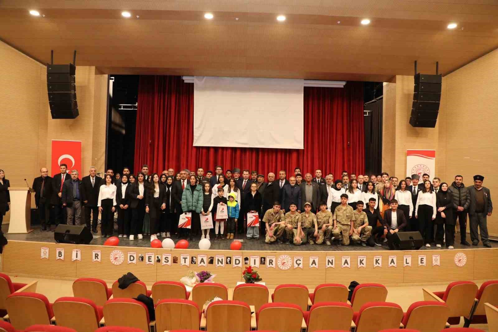 Erciş’te 18 Mart Çanakkale Zaferi ve Şehitleri Anma Günü programı düzenlendi