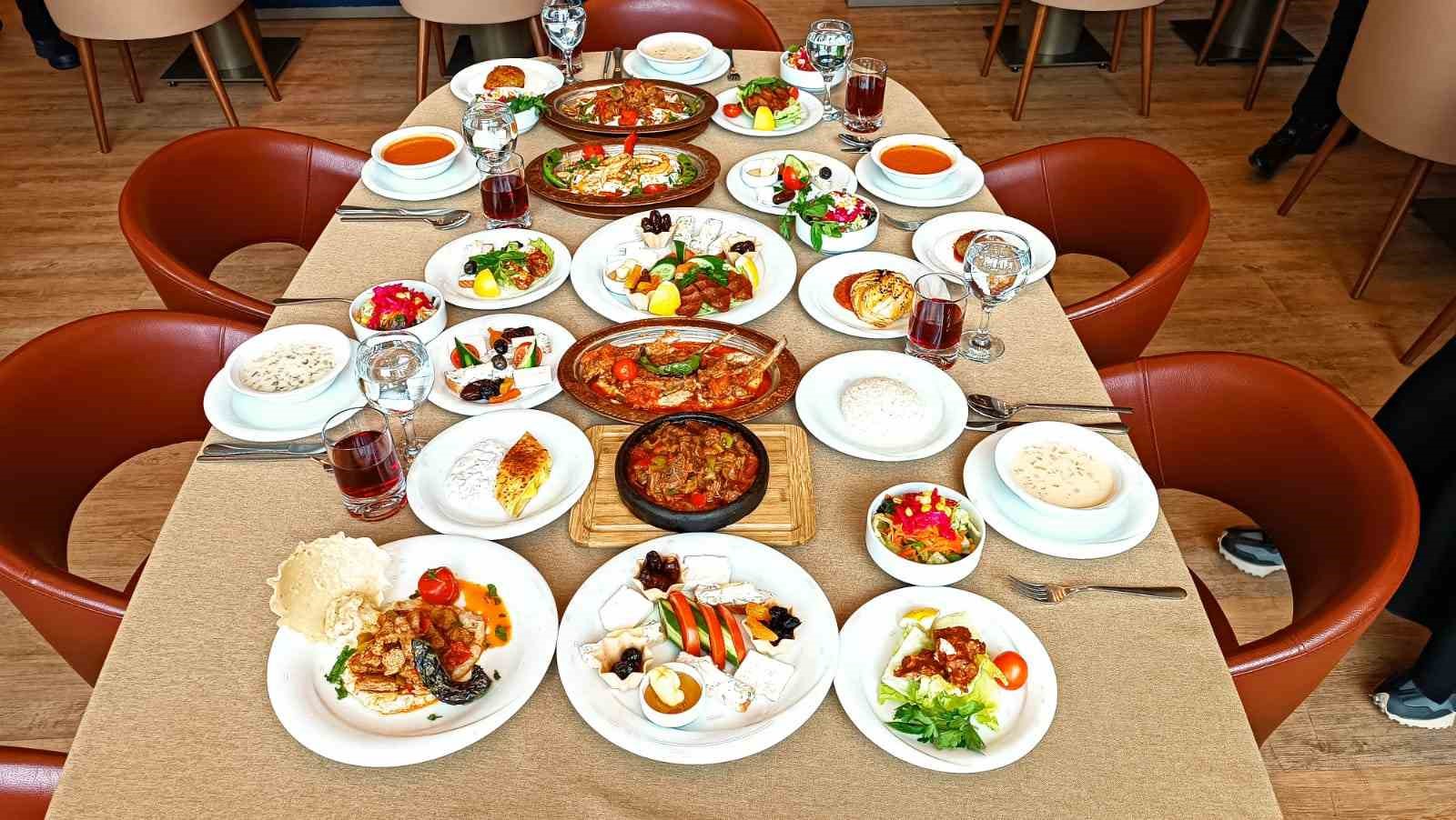 Hilton’dan 5 yıldızlı iftar menüsü