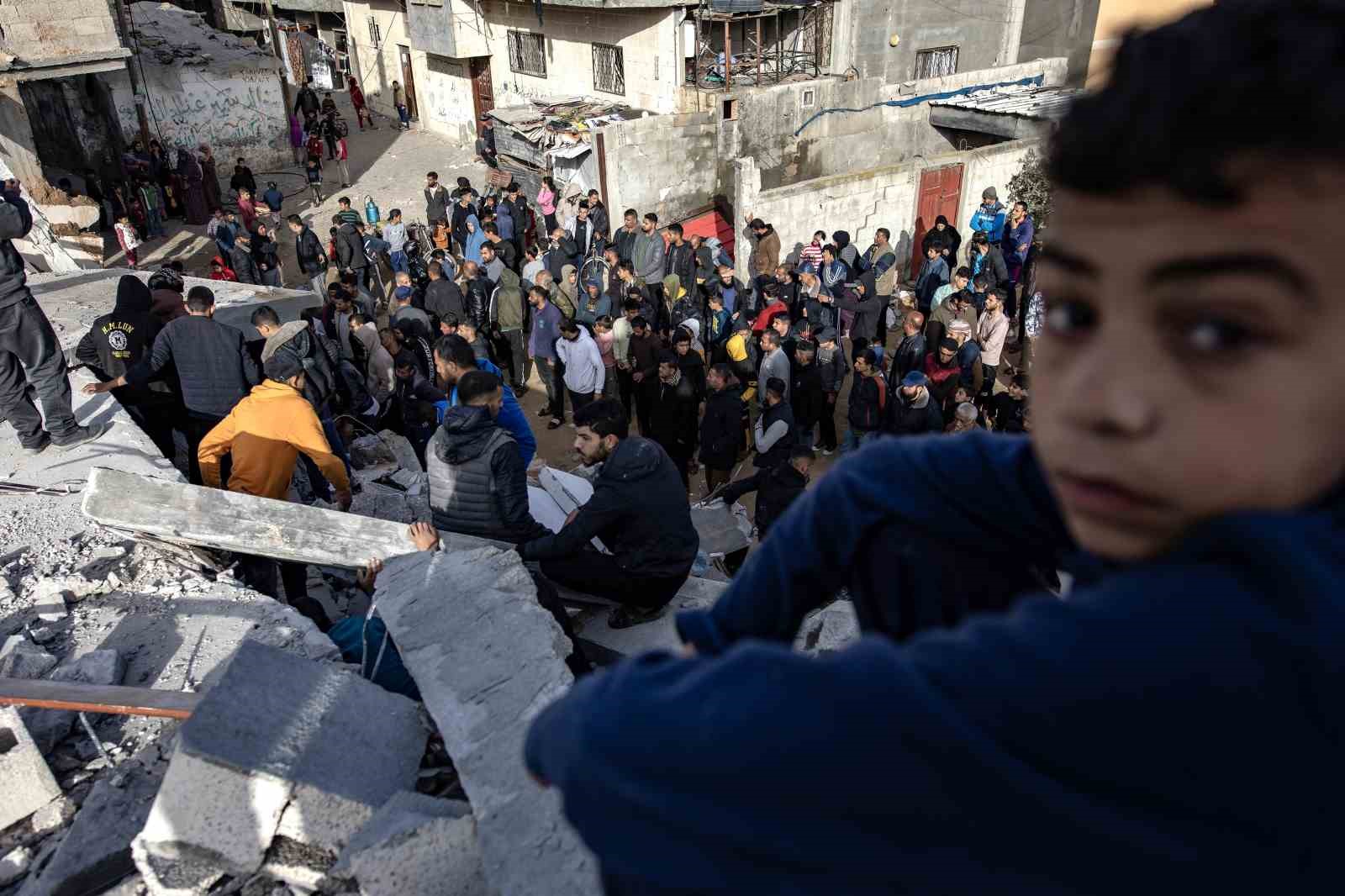 İsrail’in saldırılarında son bir günde 124 Filistinli öldürüldü