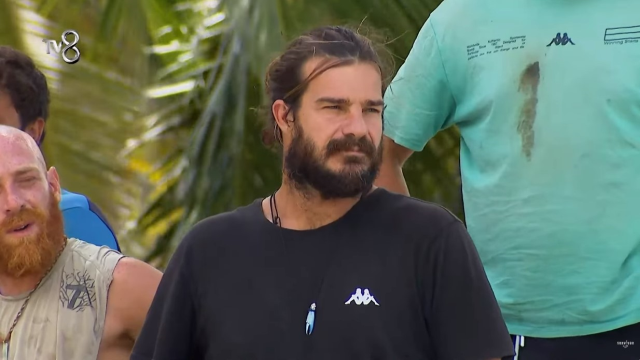 Survivor'da yine olay çıktı! Eleme adayı seçilen Hakan, yarışmak istemediği için oyun alanını terk etti