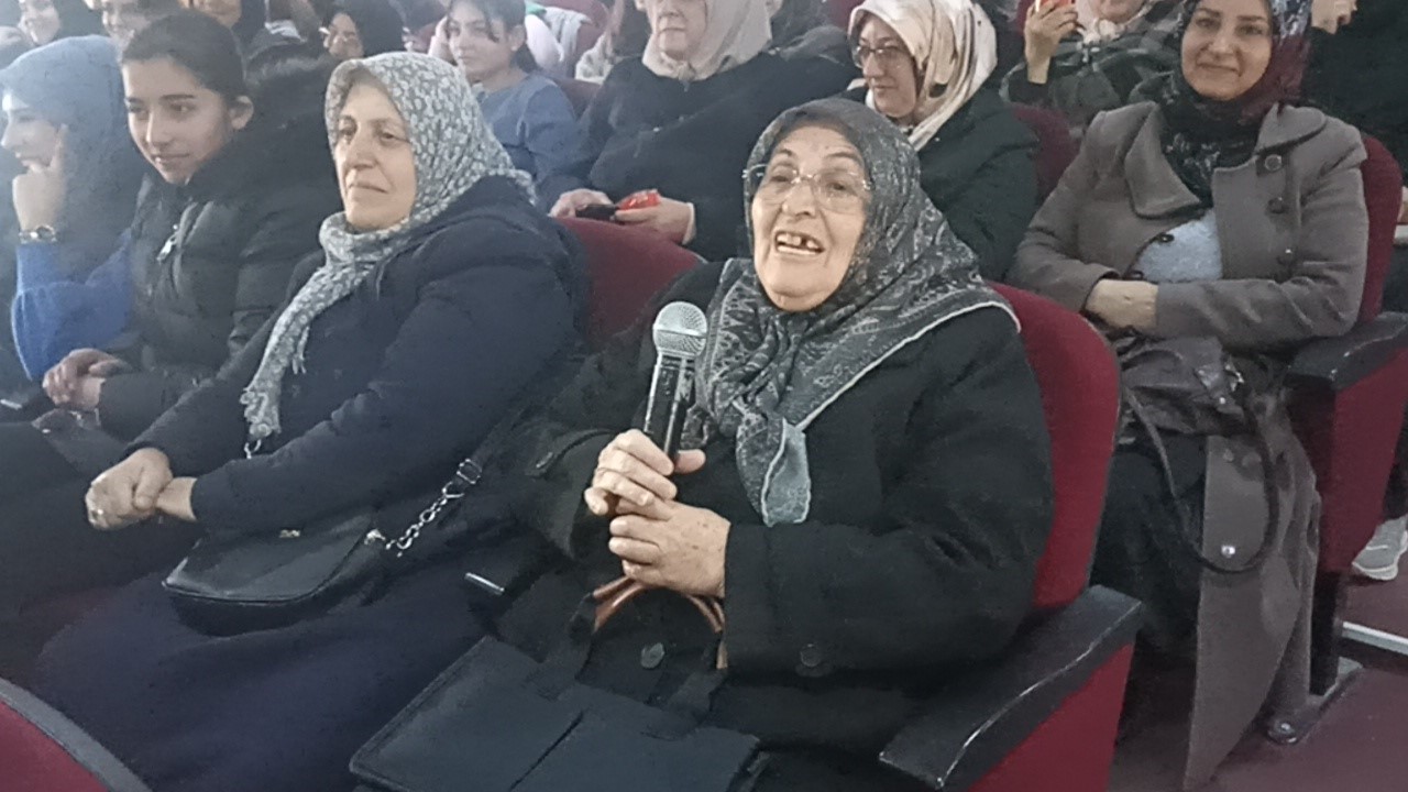 Erciş’te “Kadının Gücü Van’ın Gücü” programı düzenlendi