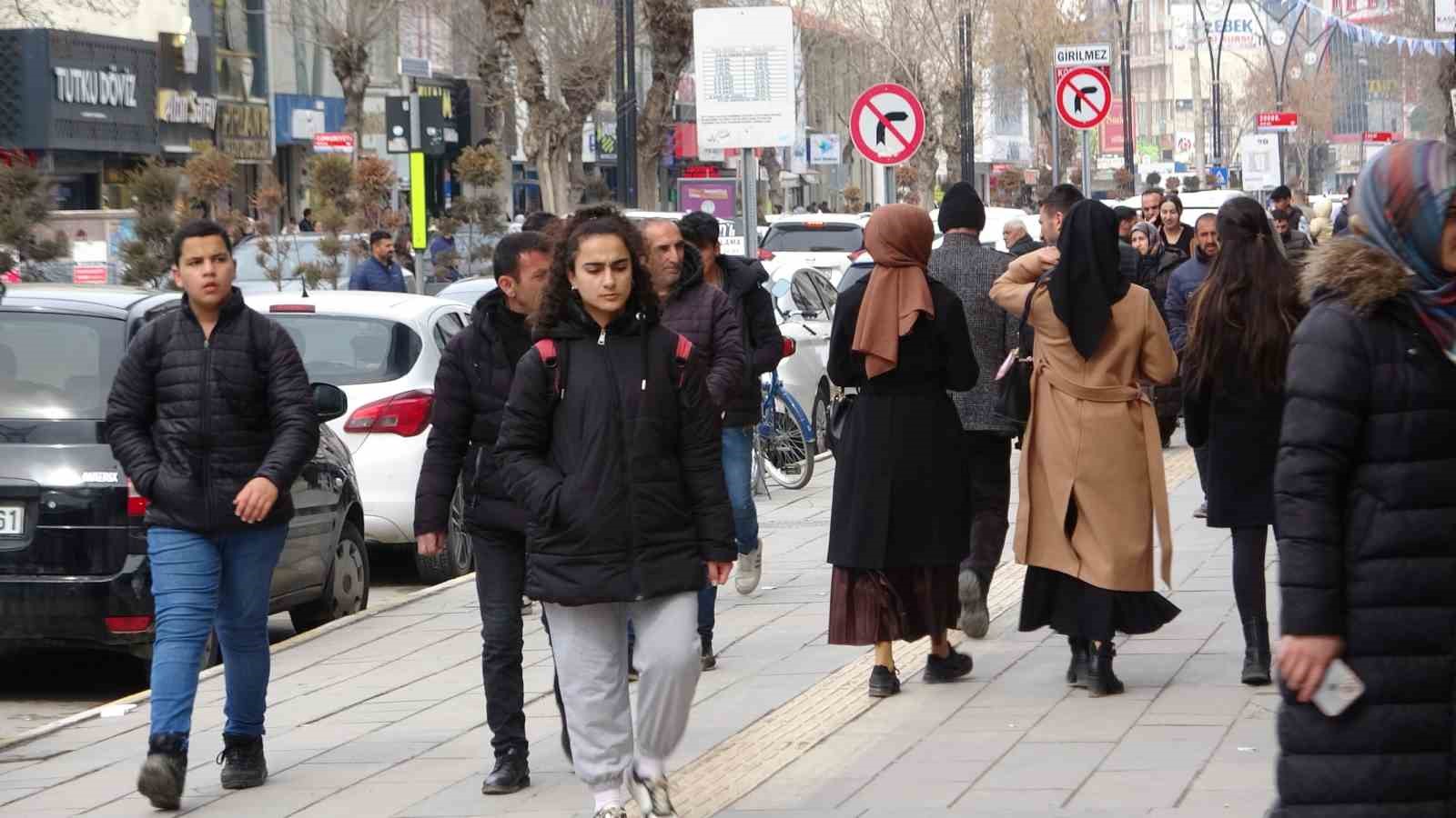 Van’da Ramazan alışverişi hareketliliği