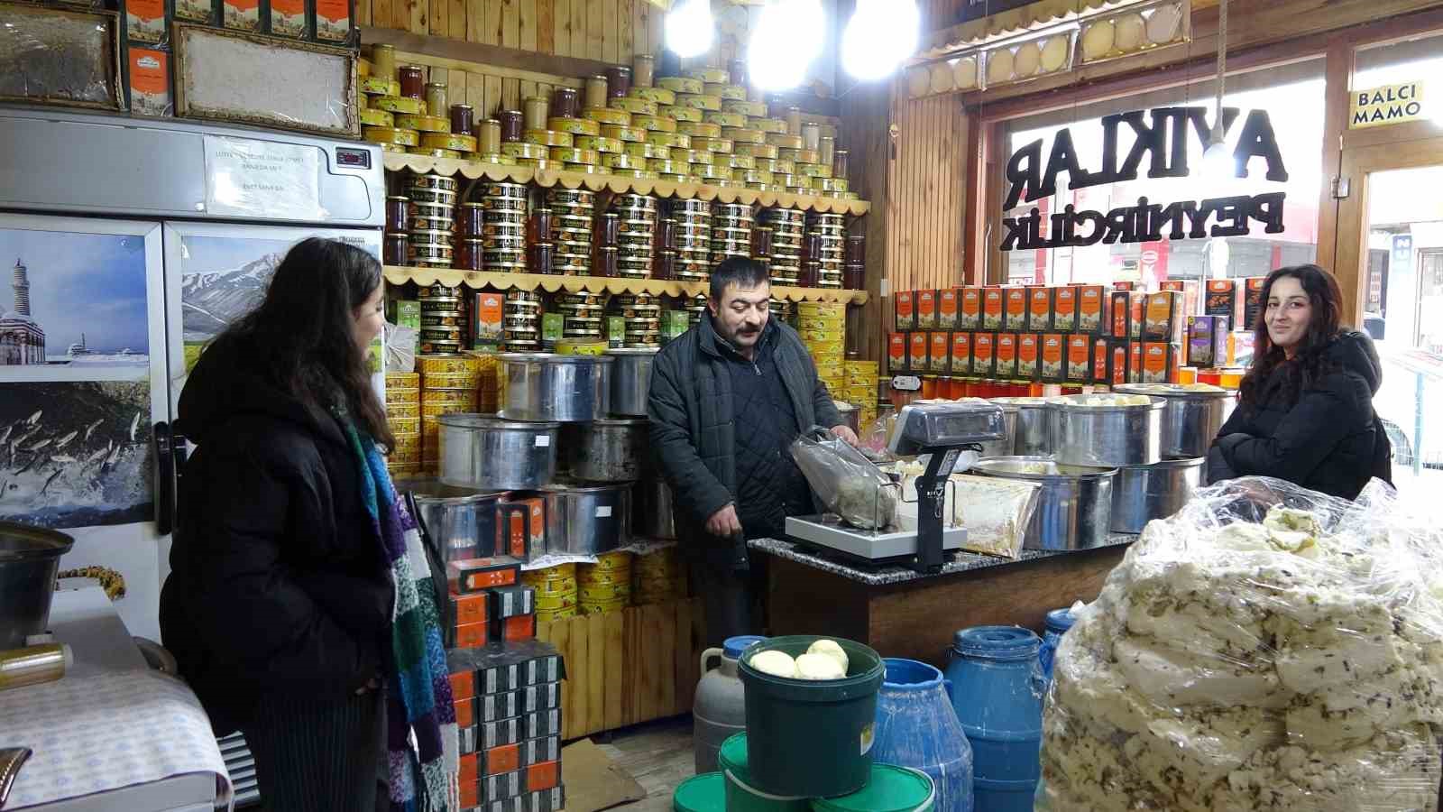 Van’da Ramazan alışverişi hareketliliği