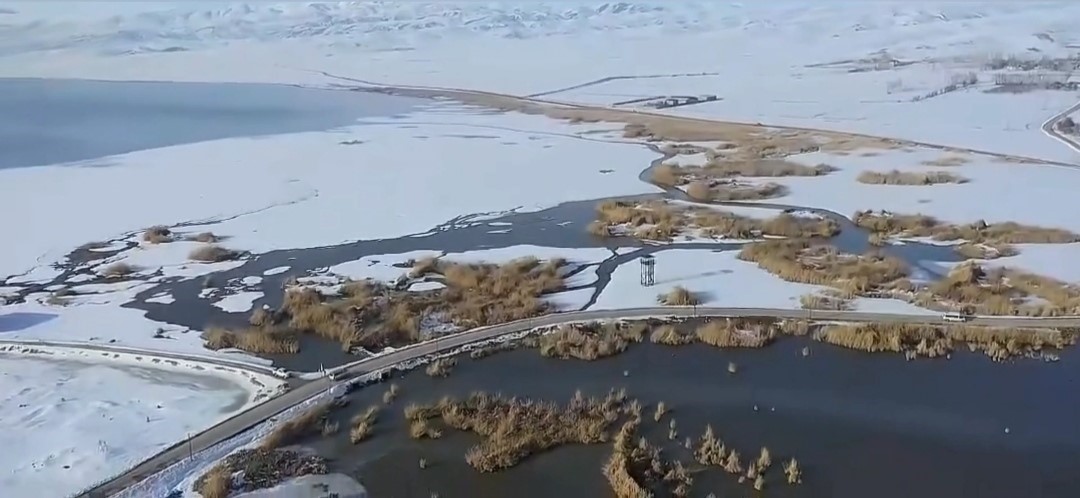 Erçek Gölü’nde su kaybı devam ediyor