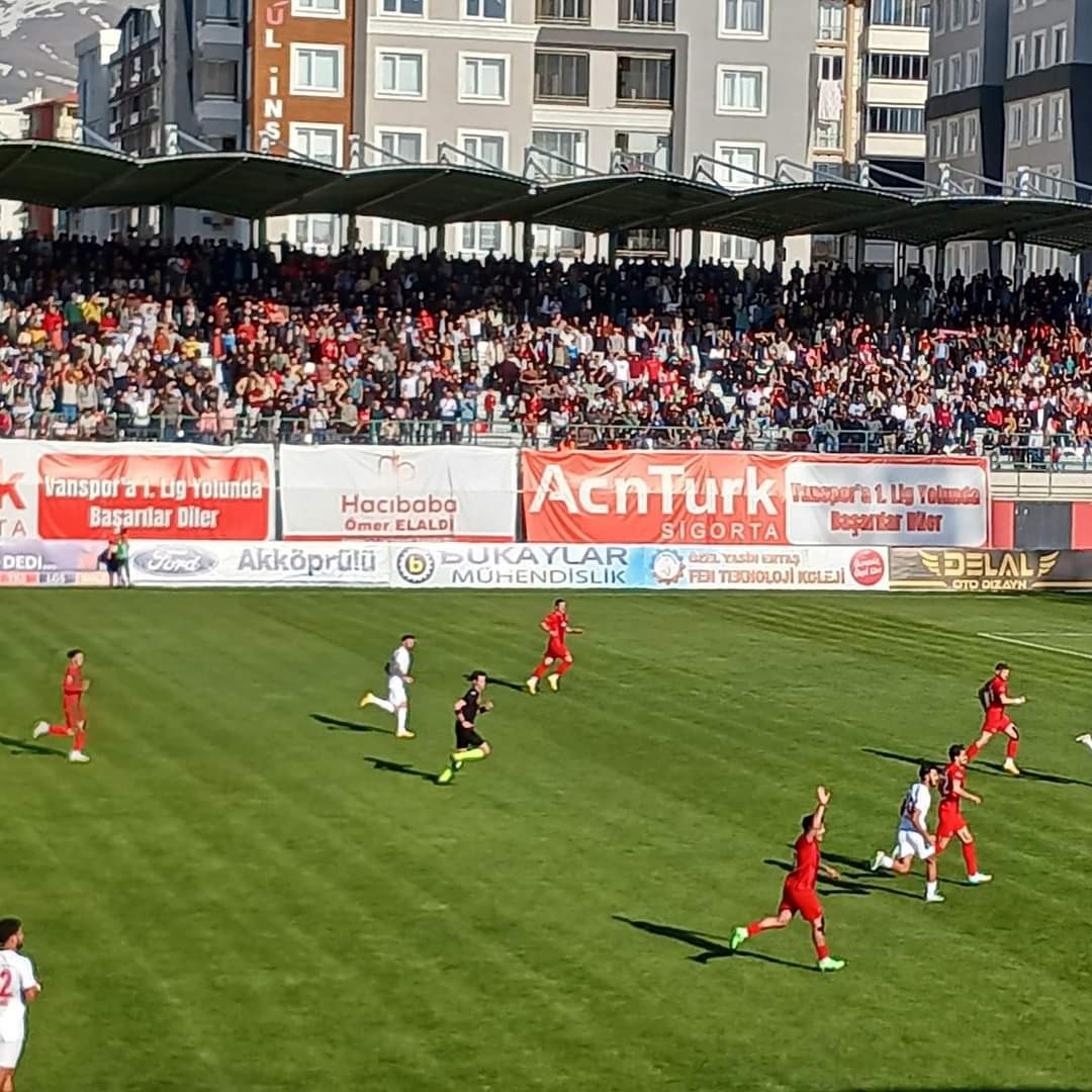 TFF 2. Lig: Vanspor FK: 2 - Altınordu: 1