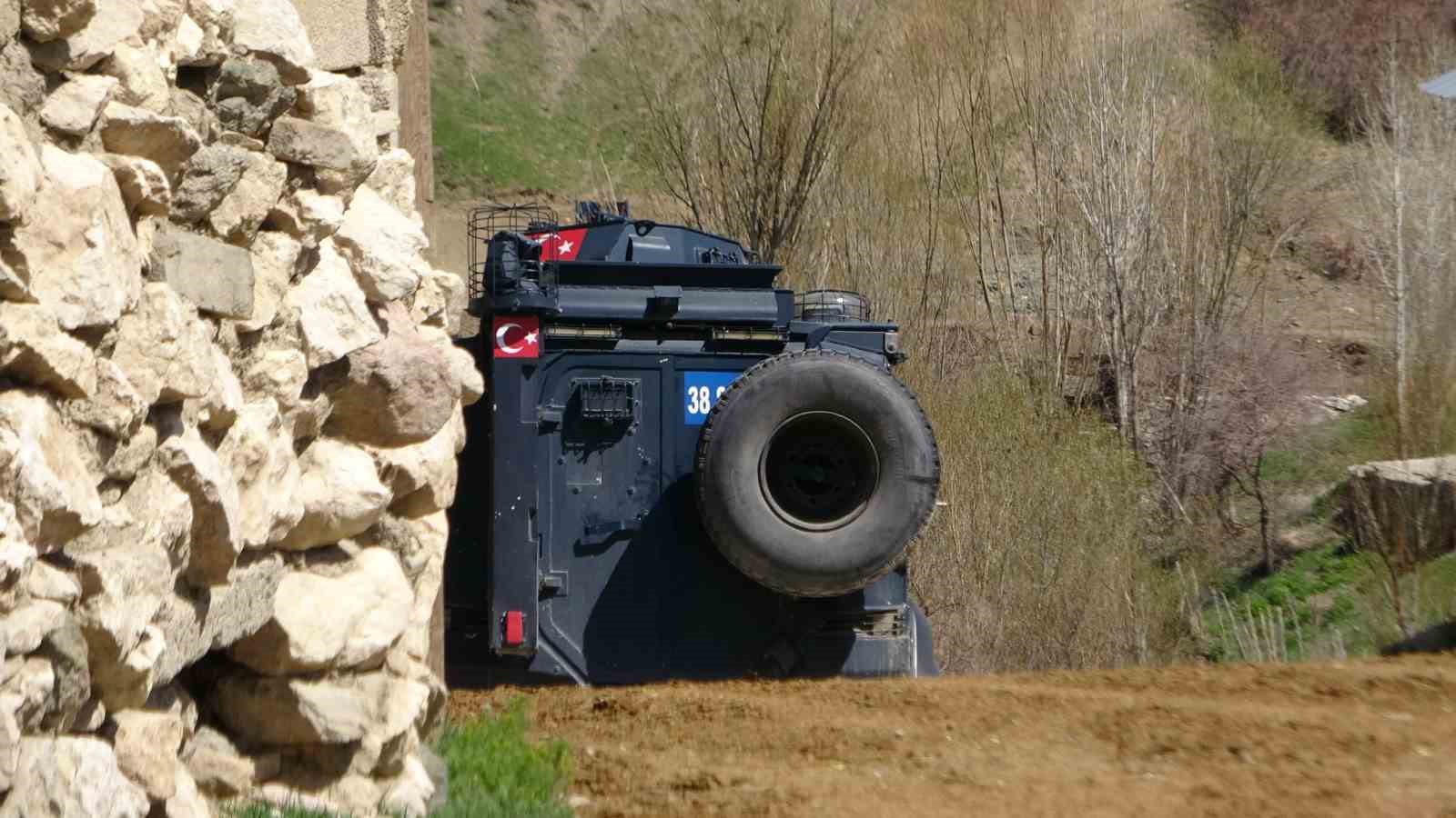 Kaçak kazı ihbarına giden ekipler bambaşka bir durumla karşılaştı