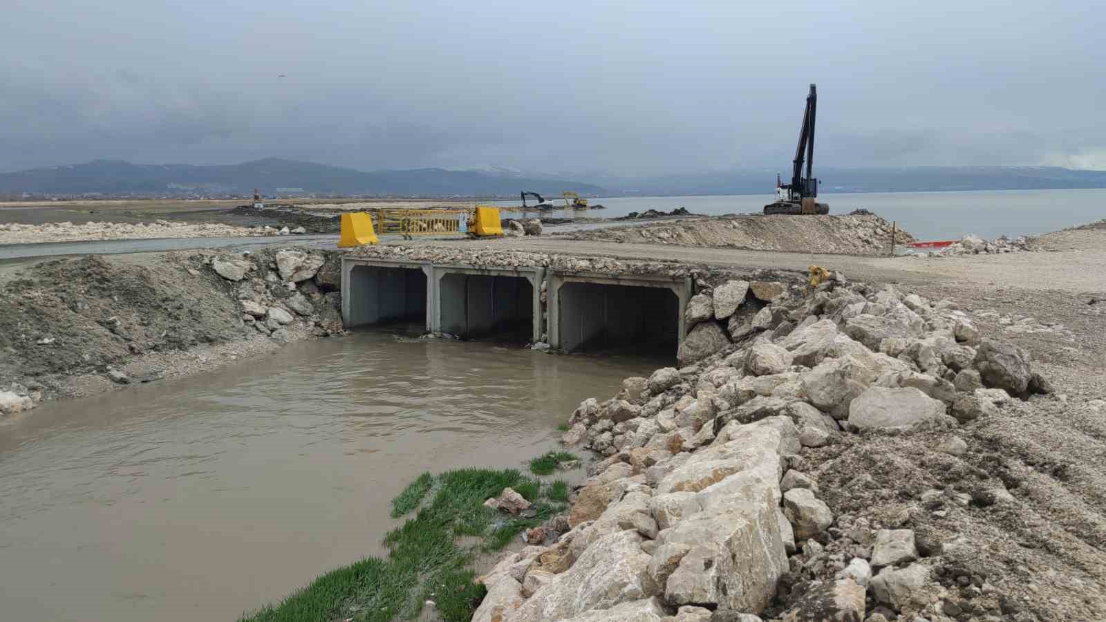 Son yağışlar derelerin debisini yükseltti