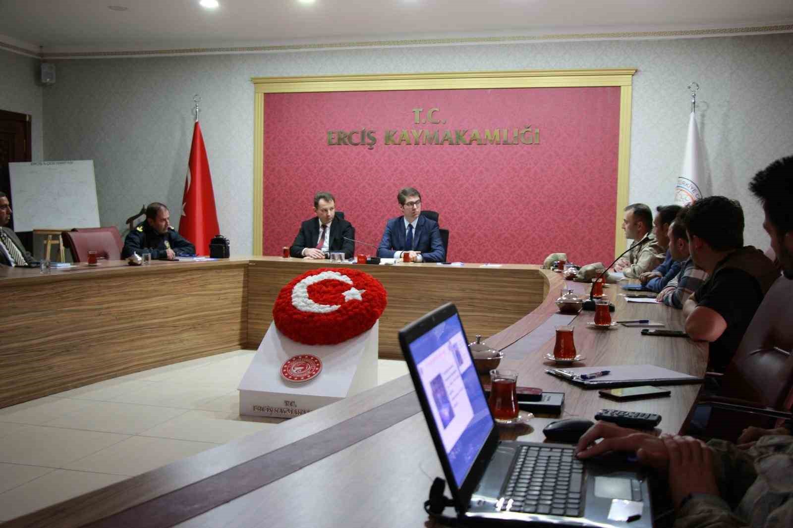 Erciş’te “İnci Kefali Av Yasağı Komisyon Toplantısı” yapıldı