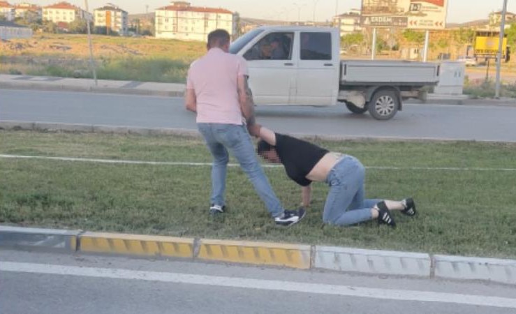 Aksaray’da kadına şiddette yürekleri sızlatan görüntü