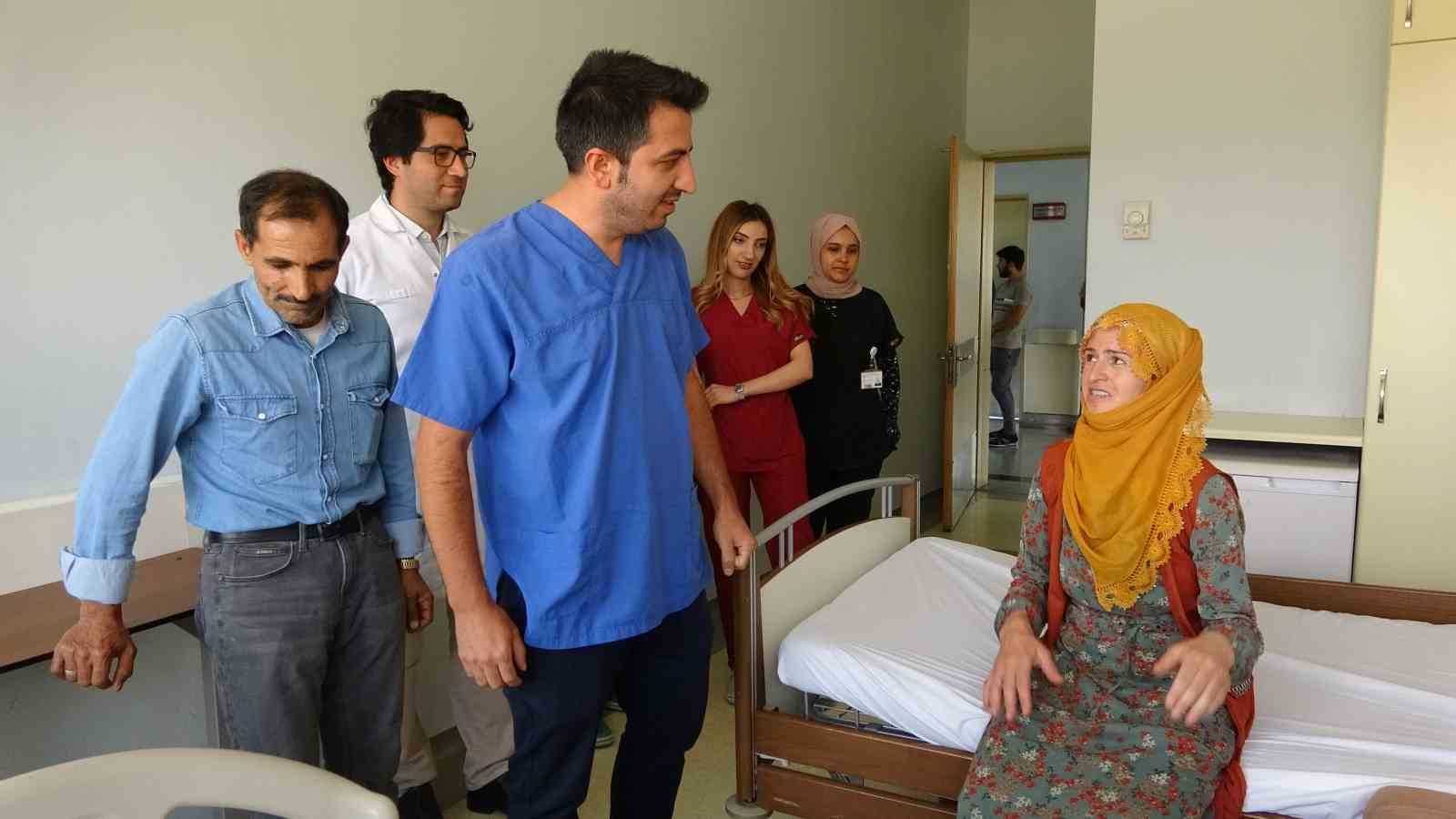 Van’da beyninde tümör bulunan kadın başarılı ameliyatla sağlığına kavuştu