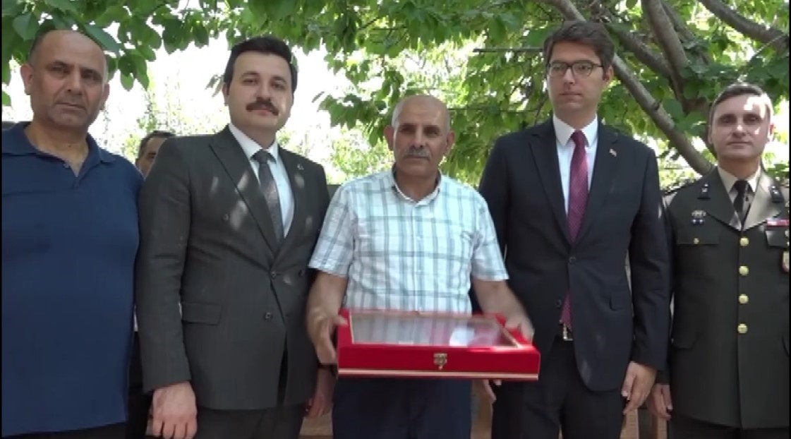 15 Temmuz şehidi Halil Hamuryen kabri başında anıldı